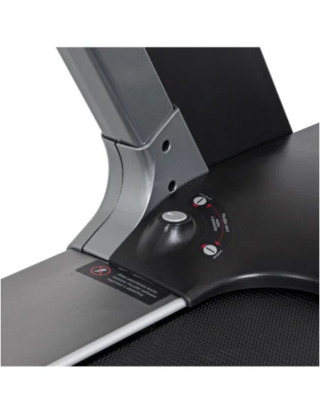 Tapis de course moderne et connecté pour entraînement cardio à la maison