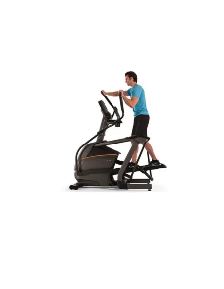 Vélo Elliptique Matrix Fitness E50 + Console XUR 22&quot; 