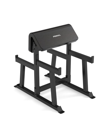 Série Primal Performance Curl debout au pupitre. 