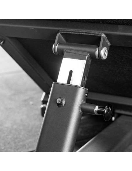 Série Primal Performance Hack Squat Incliné 