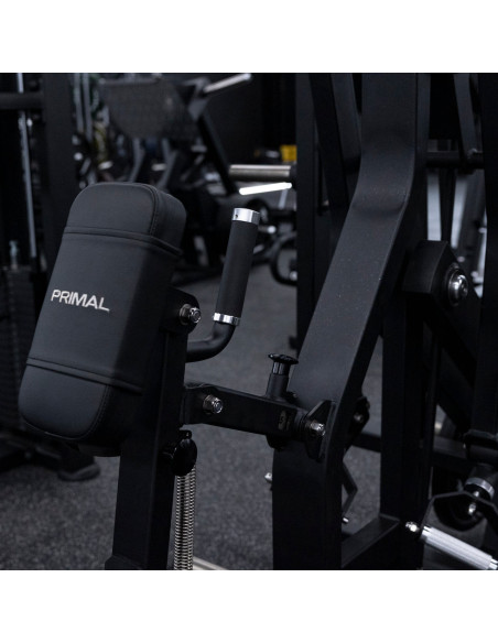 Série de performance Primal avec poignée pivotante pour rameur à charge guidée. 