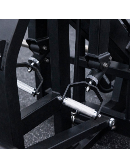 Série de performance Primal avec poignée pivotante pour rameur à charge guidée. 