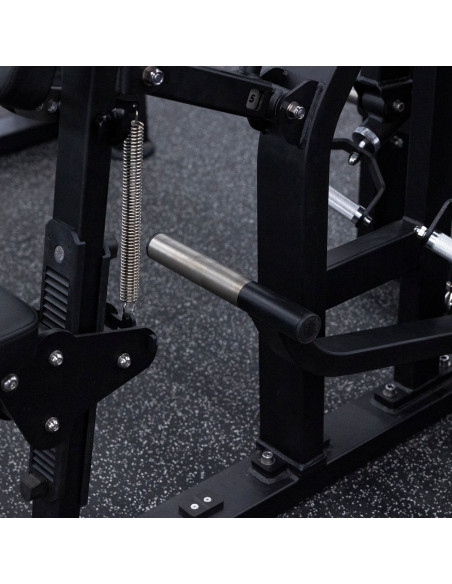 Série de performance Primal avec poignée pivotante pour rameur à charge guidée. 